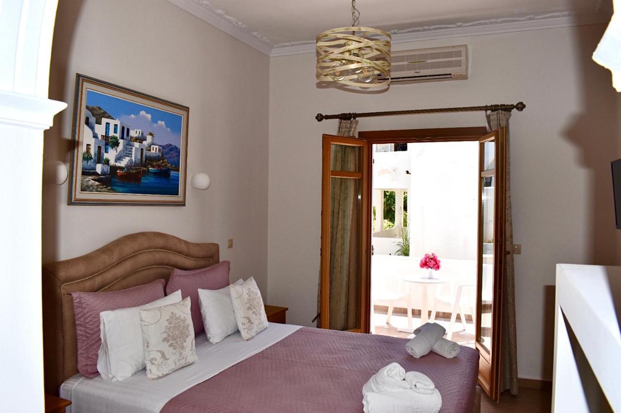 Minoa Hotel Nausa Exteriér fotografie